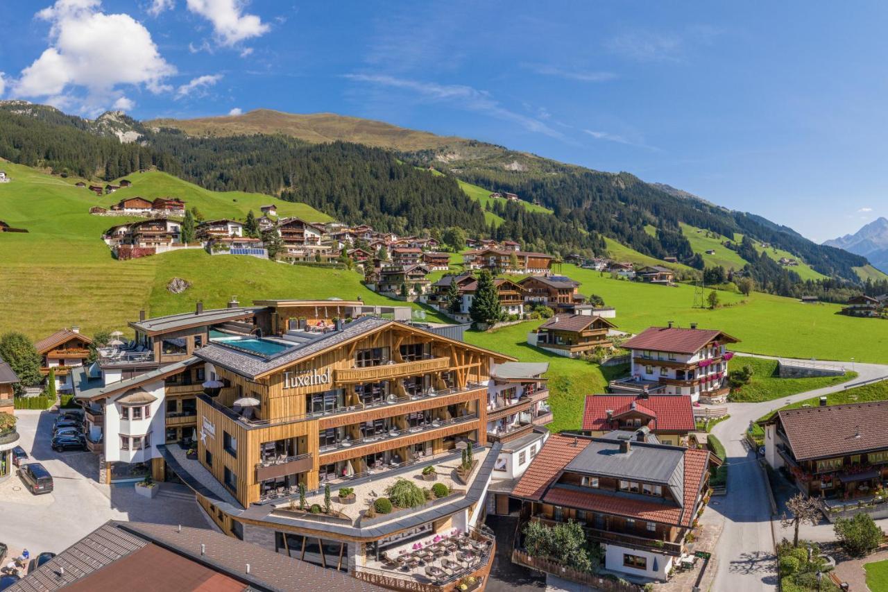 Hotel Alpin Spa Tuxerhof Exterior photo